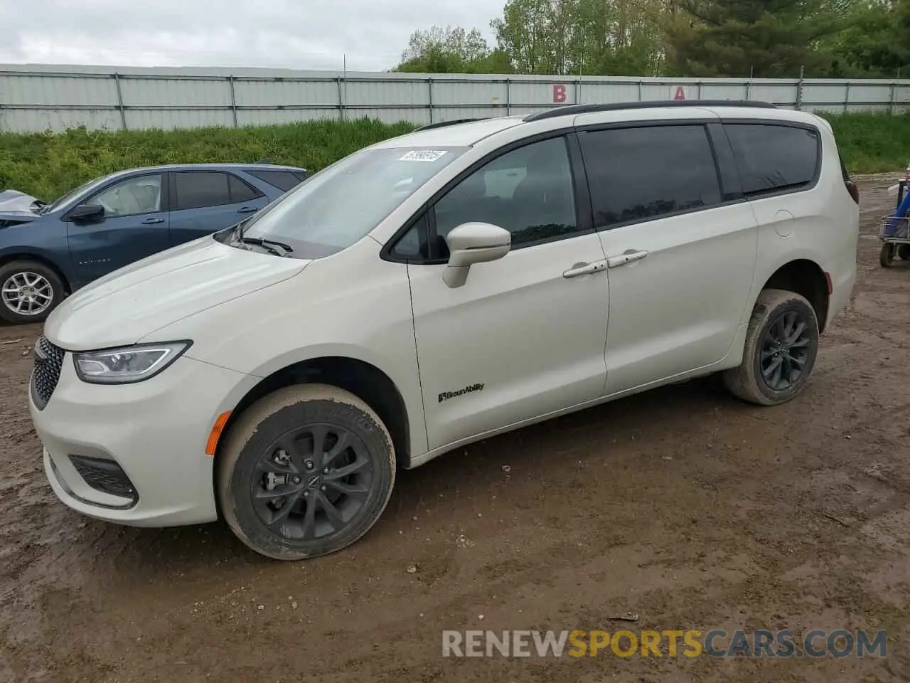 1 Photograph of a damaged car 2C4RC1BG9MR578138 CHRYSLER PACIFICA 2021