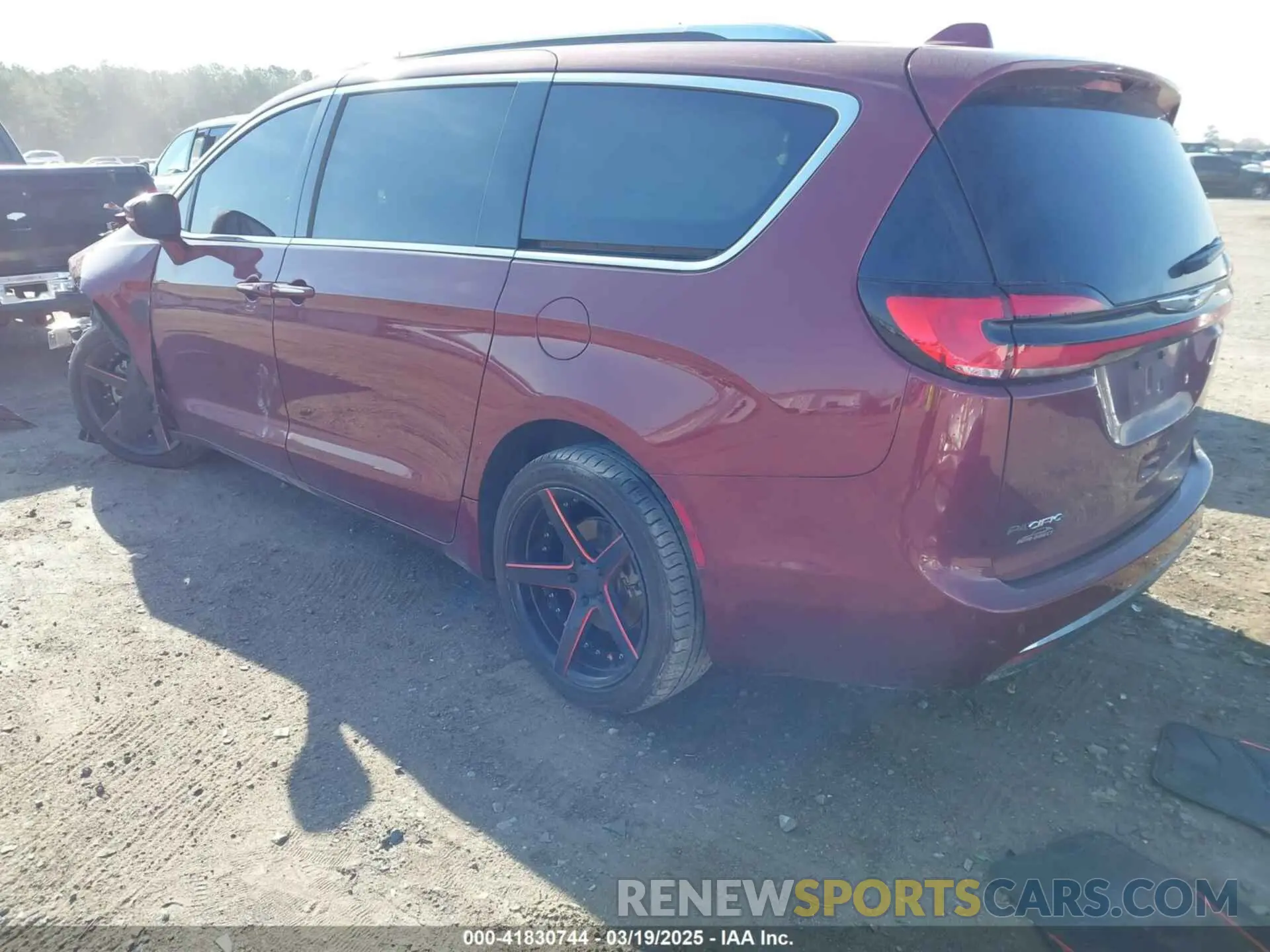 3 Photograph of a damaged car 2C4RC1BG9MR588605 CHRYSLER PACIFICA 2021