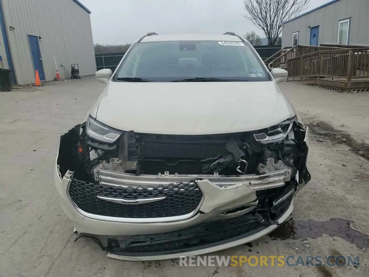 5 Photograph of a damaged car 2C4RC1BG9MR588622 CHRYSLER PACIFICA 2021