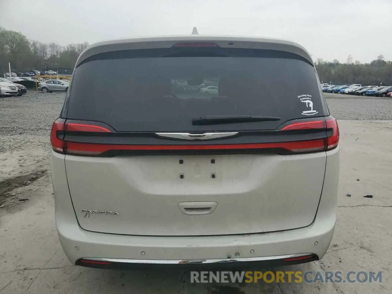 6 Photograph of a damaged car 2C4RC1BG9MR588622 CHRYSLER PACIFICA 2021
