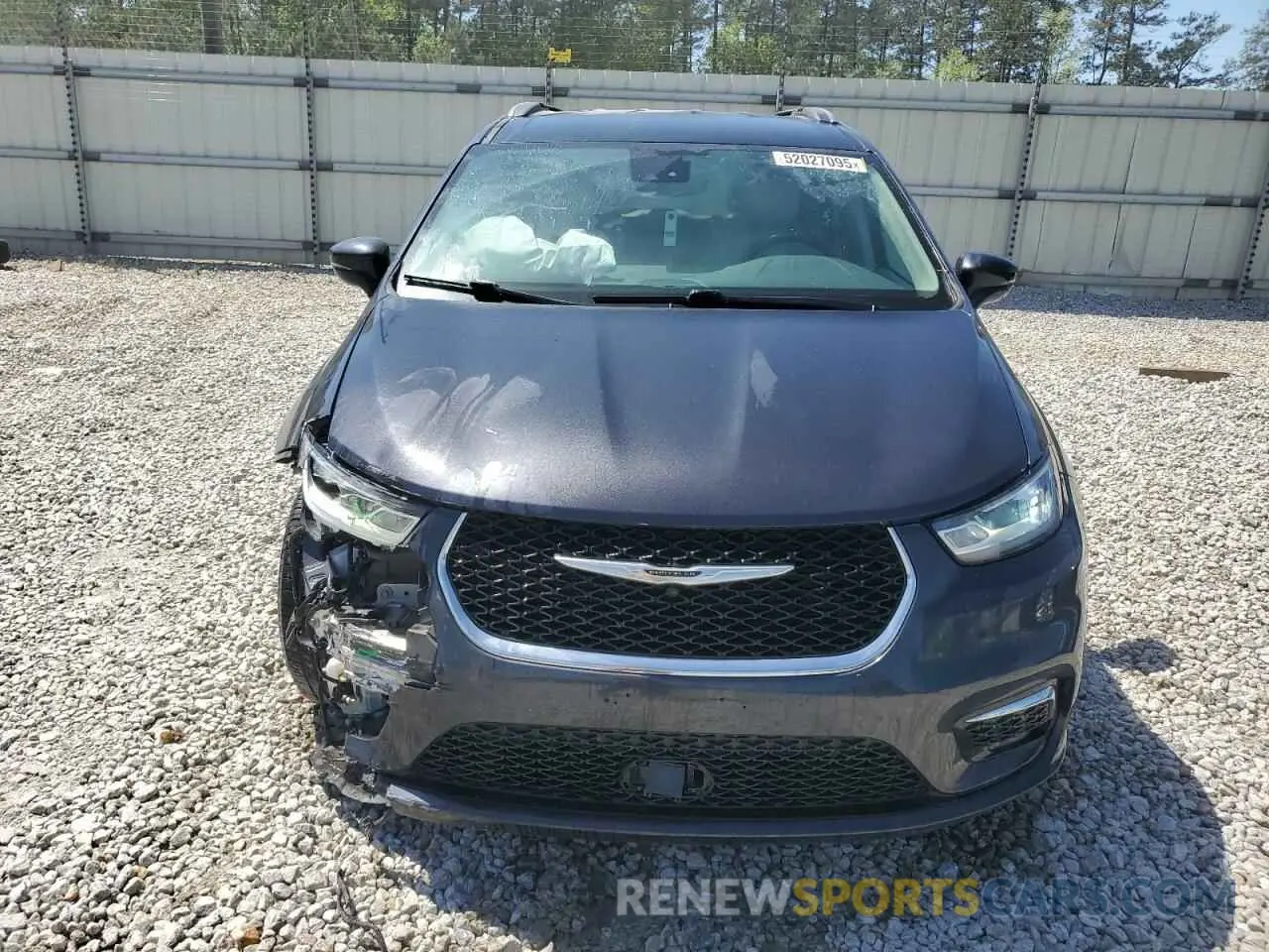 5 Photograph of a damaged car 2C4RC1BGXMR515940 CHRYSLER PACIFICA 2021