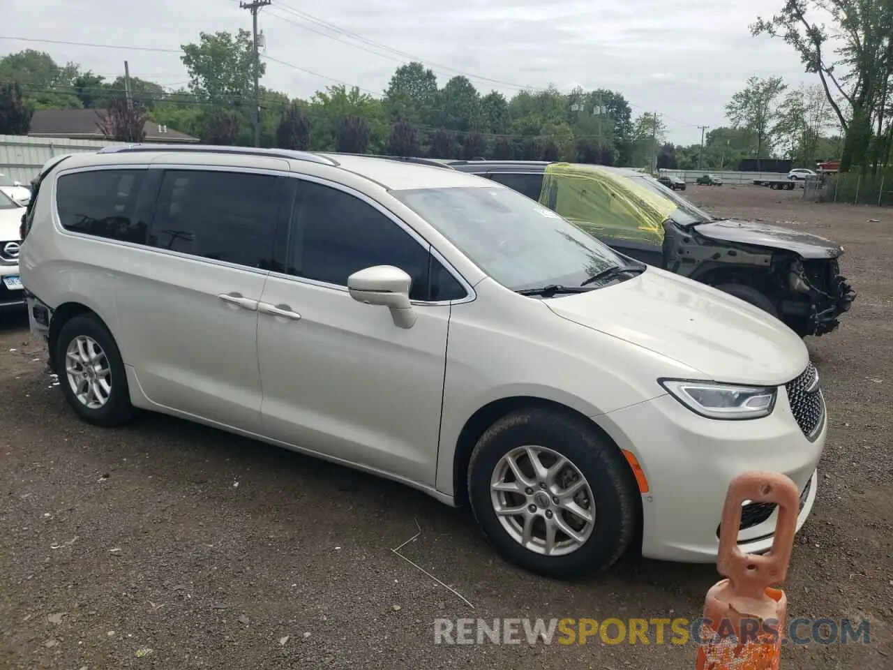 4 Photograph of a damaged car 2C4RC1BGXMR559226 CHRYSLER PACIFICA 2021