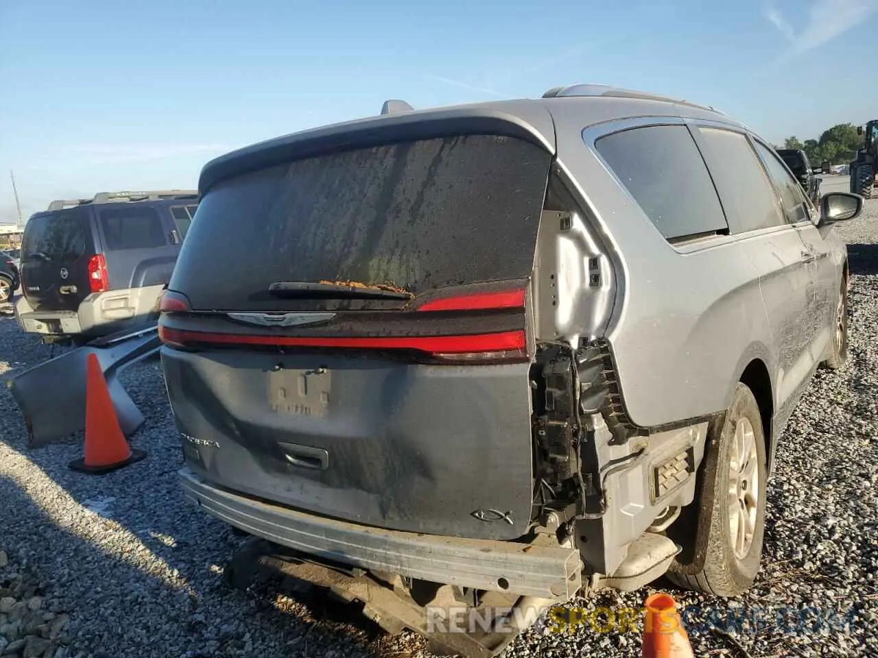 6 Photograph of a damaged car 2C4RC1BGXMR592176 CHRYSLER PACIFICA 2021
