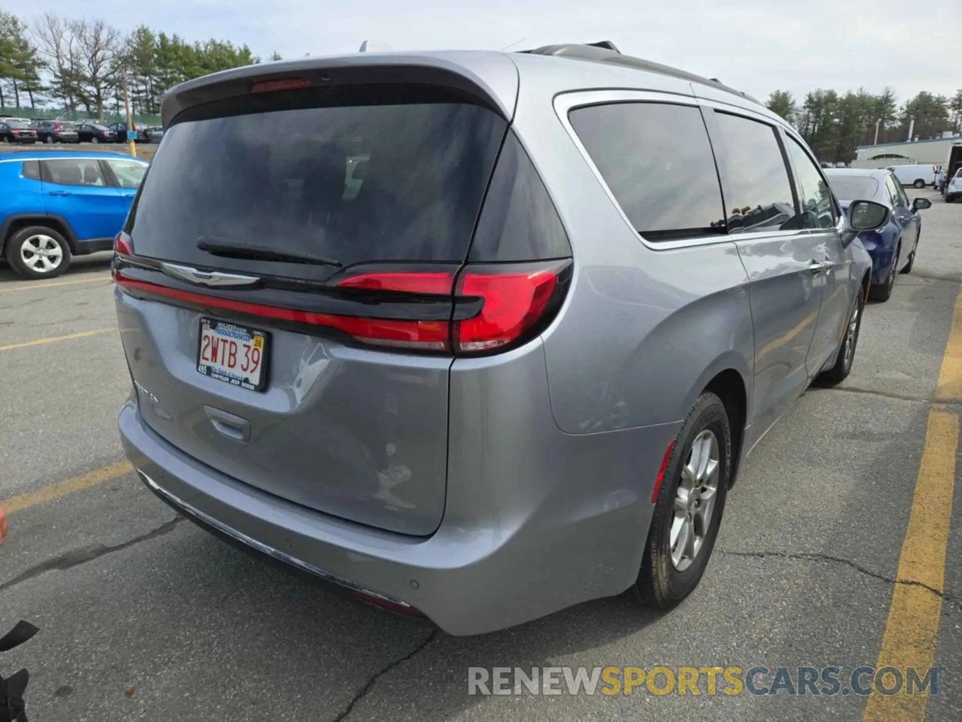 30 Photograph of a damaged car 2C4RC1FG2MR515084 CHRYSLER PACIFICA 2021