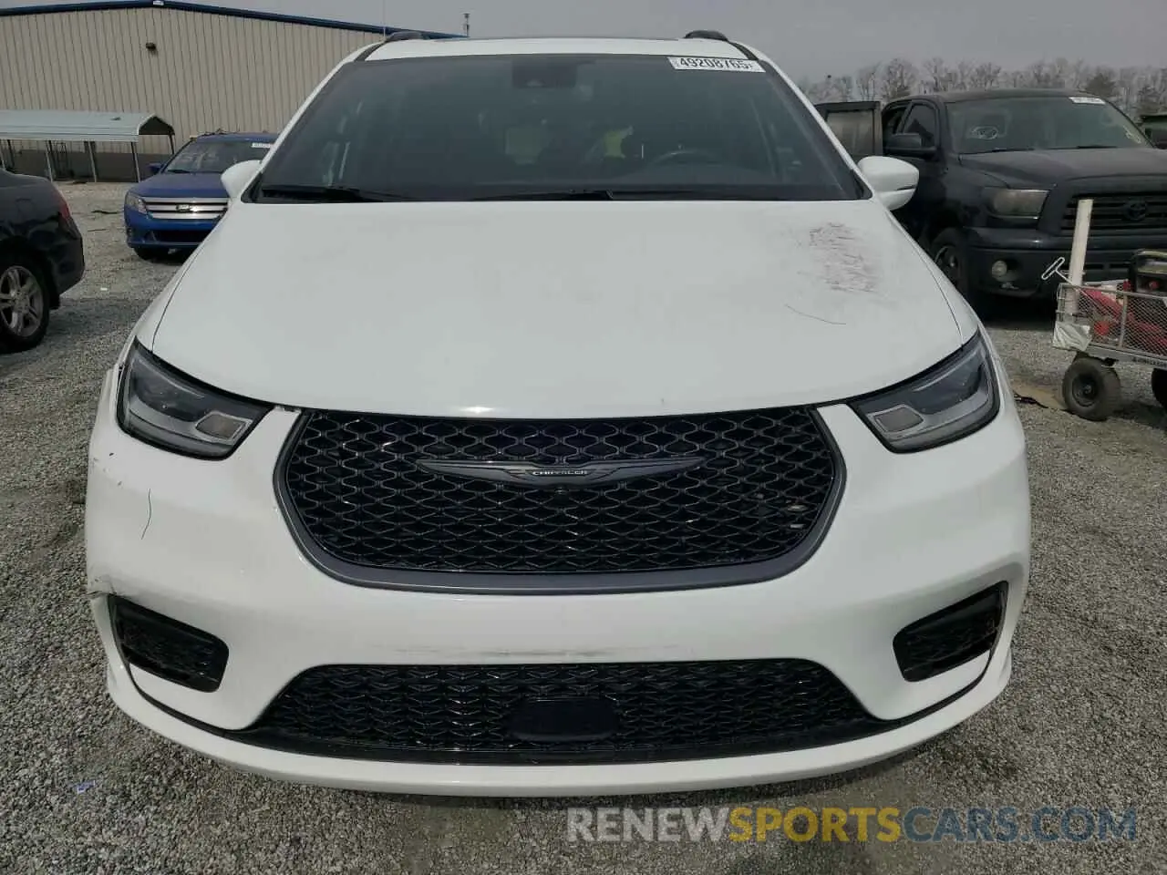 5 Photograph of a damaged car 2C4RC1FG3MR607644 CHRYSLER PACIFICA 2021