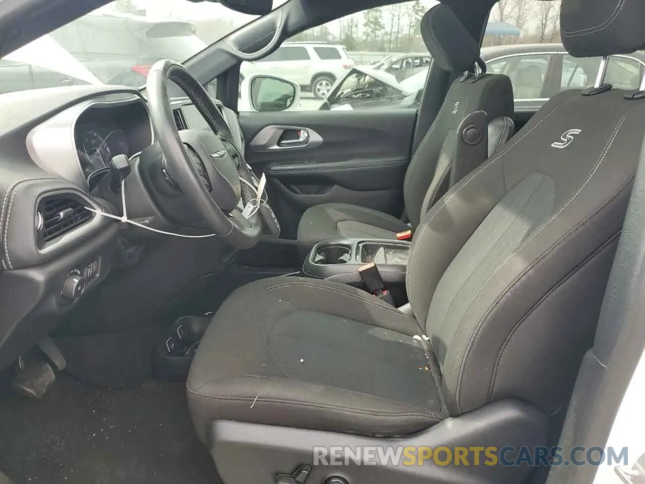 7 Photograph of a damaged car 2C4RC1FG3MR607644 CHRYSLER PACIFICA 2021