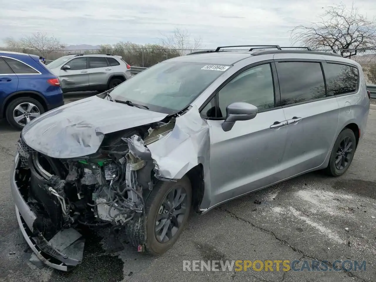 1 Photograph of a damaged car 2C4RC1FG4MR593043 CHRYSLER PACIFICA 2021