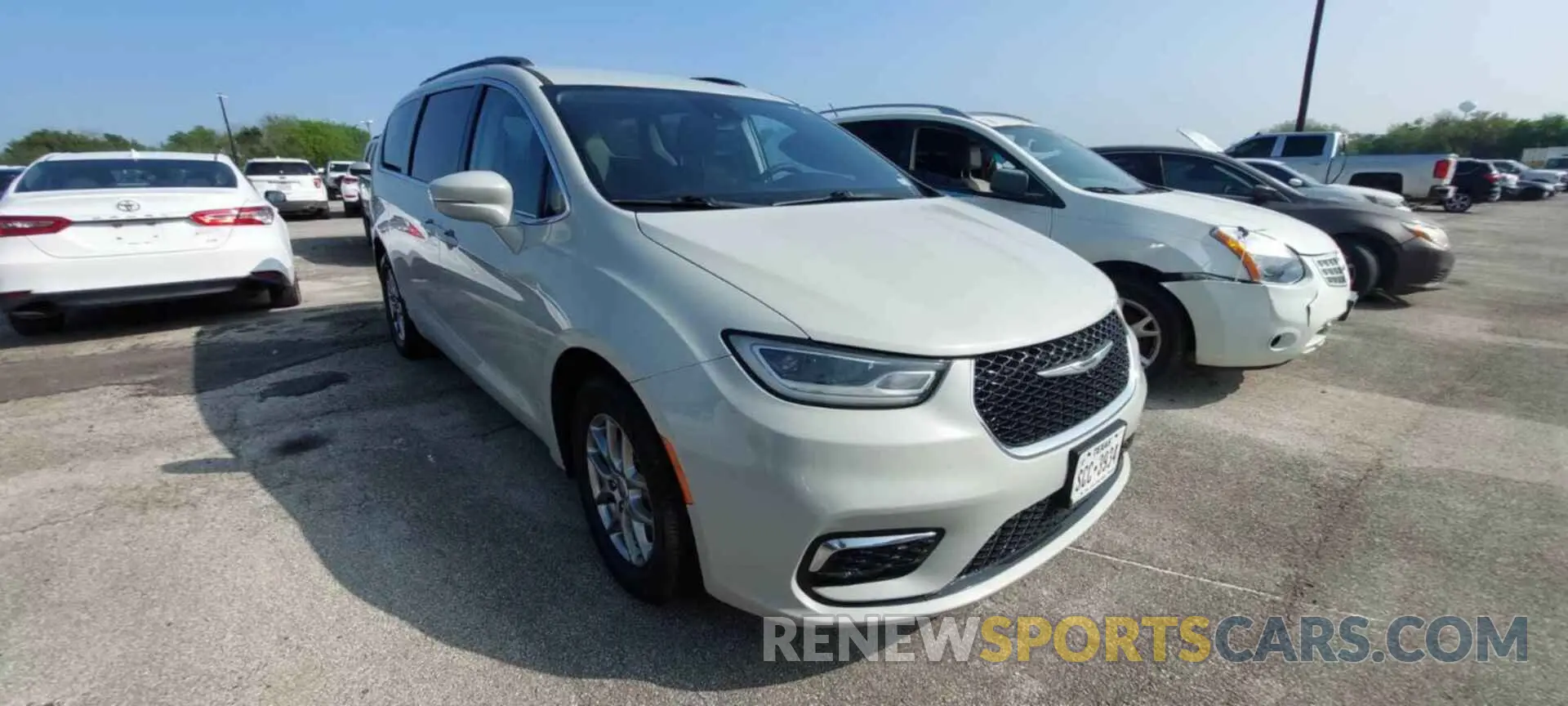 13 Photograph of a damaged car 2C4RC1FG5MR503463 CHRYSLER PACIFICA 2021