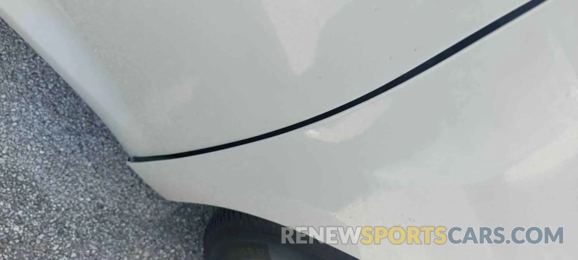16 Photograph of a damaged car 2C4RC1FG5MR503463 CHRYSLER PACIFICA 2021