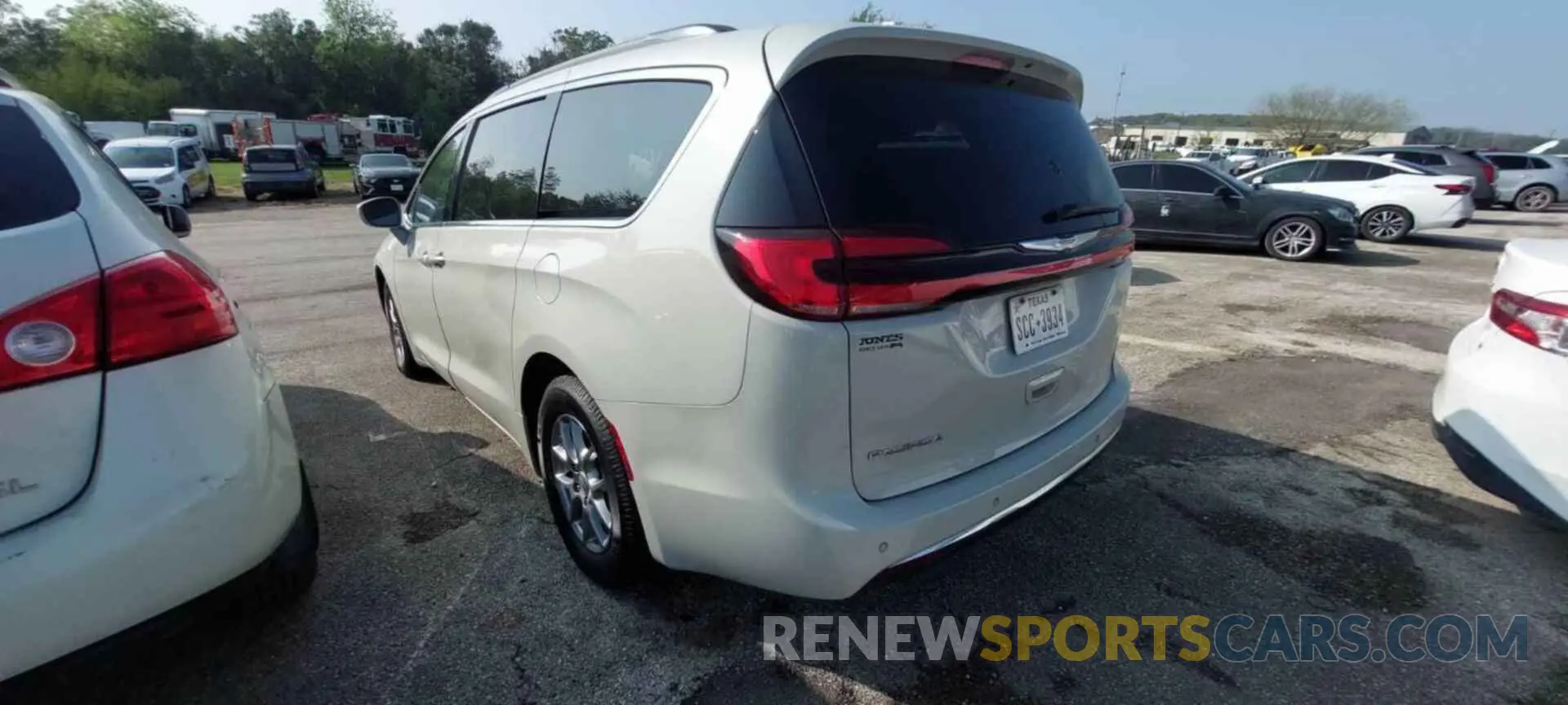 19 Photograph of a damaged car 2C4RC1FG5MR503463 CHRYSLER PACIFICA 2021