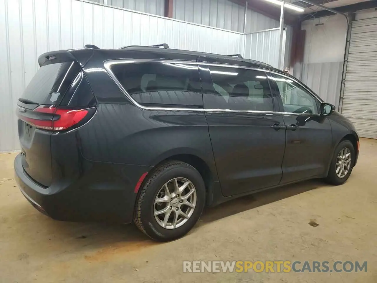 3 Photograph of a damaged car 2C4RC1FG6MR515072 CHRYSLER PACIFICA 2021