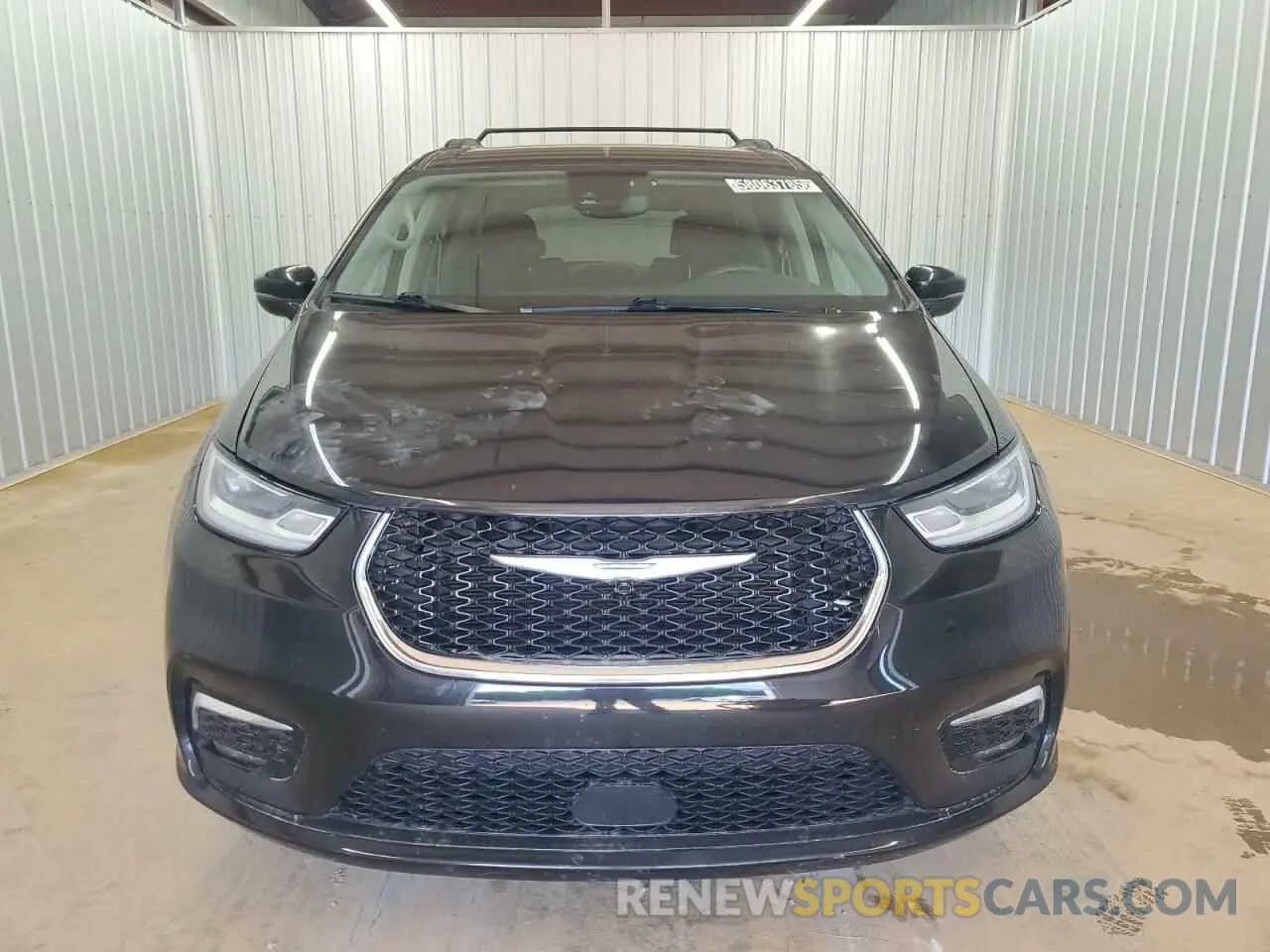 5 Photograph of a damaged car 2C4RC1FG6MR515072 CHRYSLER PACIFICA 2021