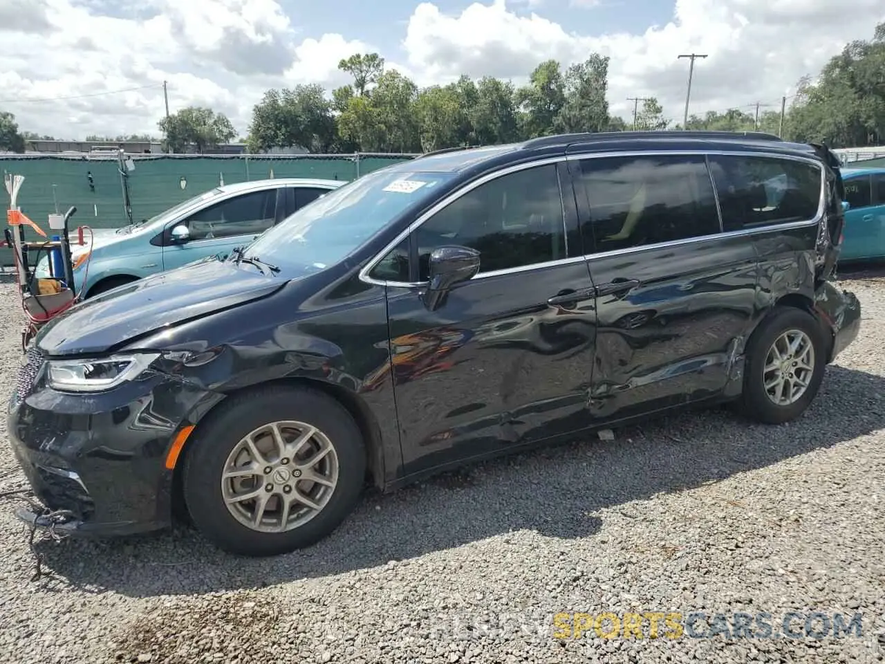 1 Photograph of a damaged car 2C4RC1FG8MR535372 CHRYSLER PACIFICA 2021