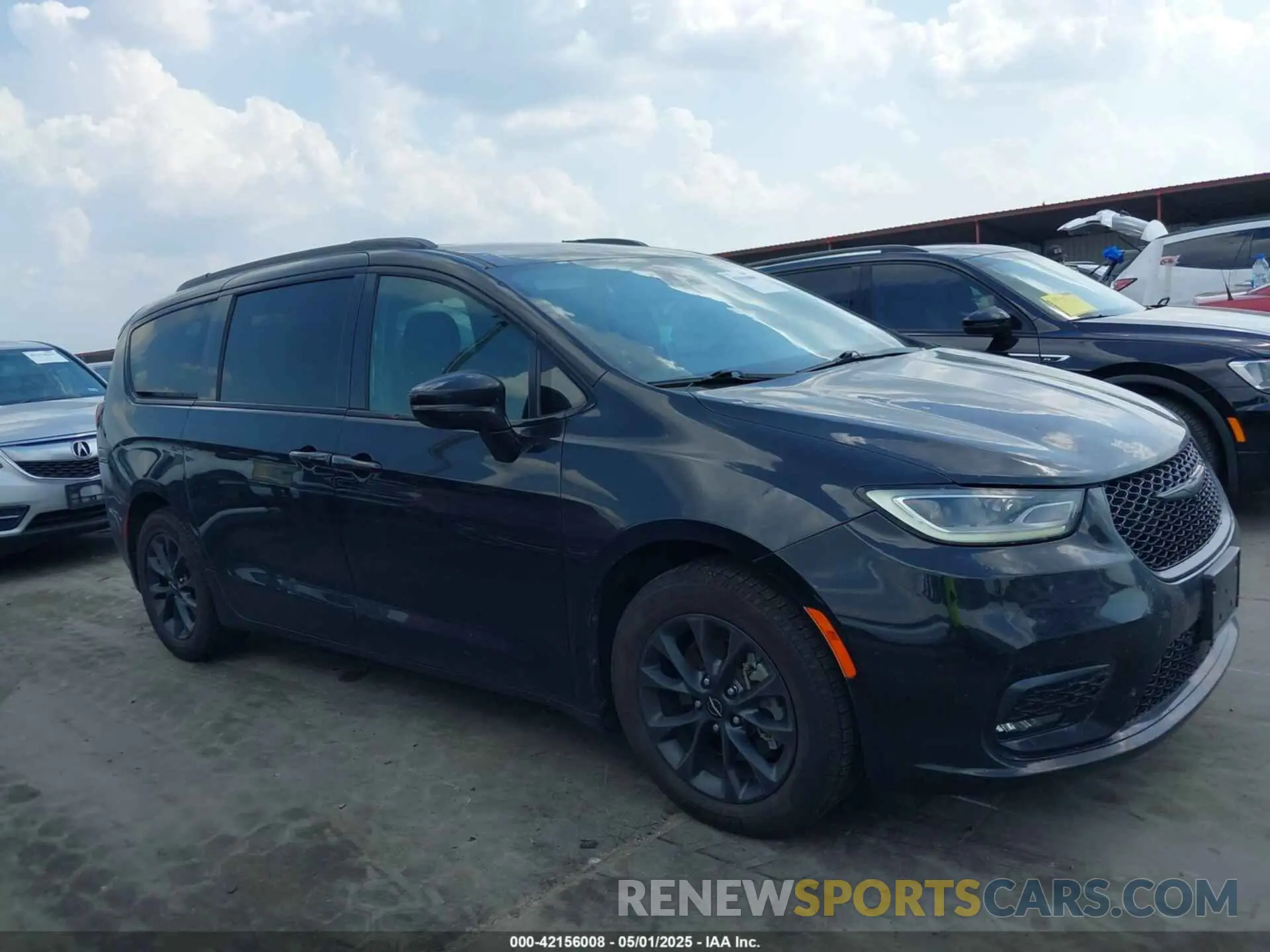 13 Photograph of a damaged car 2C4RC1FGXMR567840 CHRYSLER PACIFICA 2021