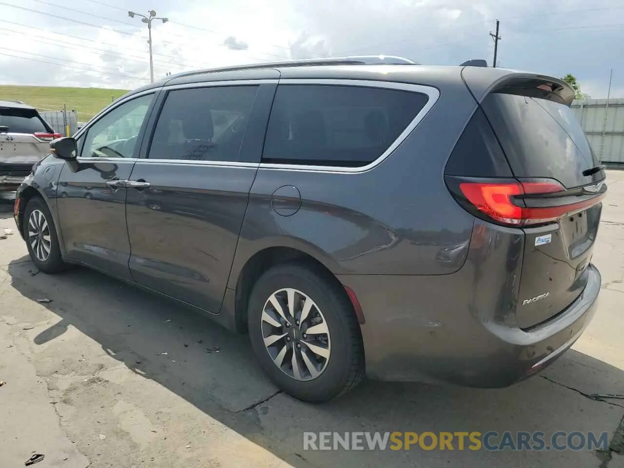 2 Photograph of a damaged car 2C4RC1L70MR599183 CHRYSLER PACIFICA 2021