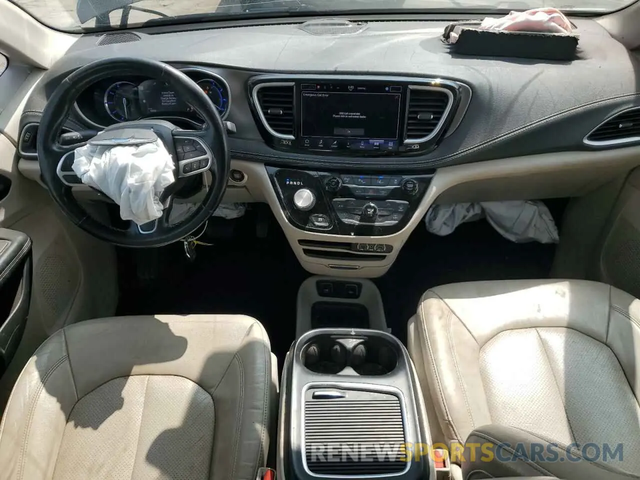 8 Photograph of a damaged car 2C4RC1L70MR599183 CHRYSLER PACIFICA 2021