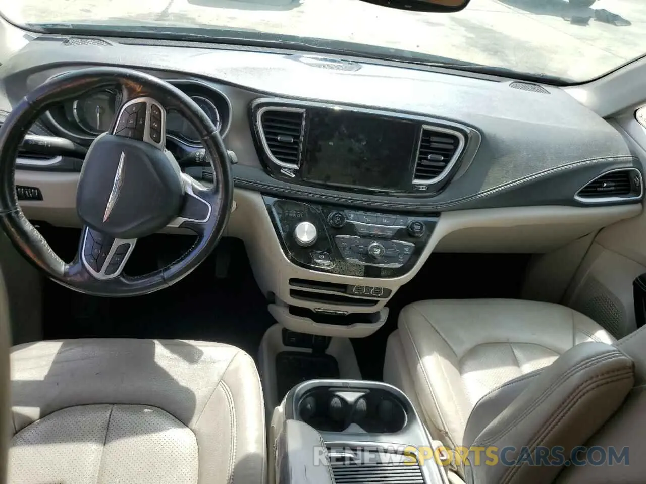8 Photograph of a damaged car 2C4RC1L73MR603162 CHRYSLER PACIFICA 2021