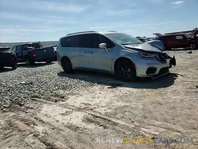 11 Photograph of a damaged car 2C4RC1L74MR529704 CHRYSLER PACIFICA 2021