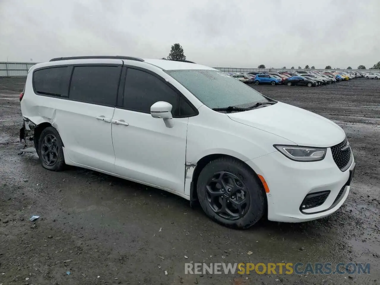 4 Photograph of a damaged car 2C4RC1L76MR544334 CHRYSLER PACIFICA 2021