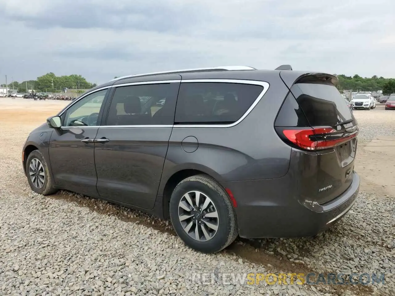 2 Photograph of a damaged car 2C4RC1L76MR591685 CHRYSLER PACIFICA 2021