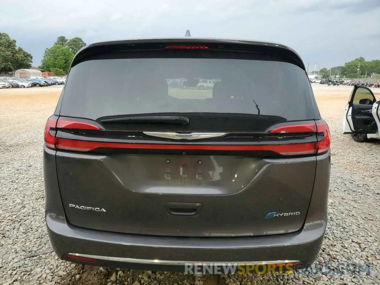6 Photograph of a damaged car 2C4RC1L76MR591685 CHRYSLER PACIFICA 2021
