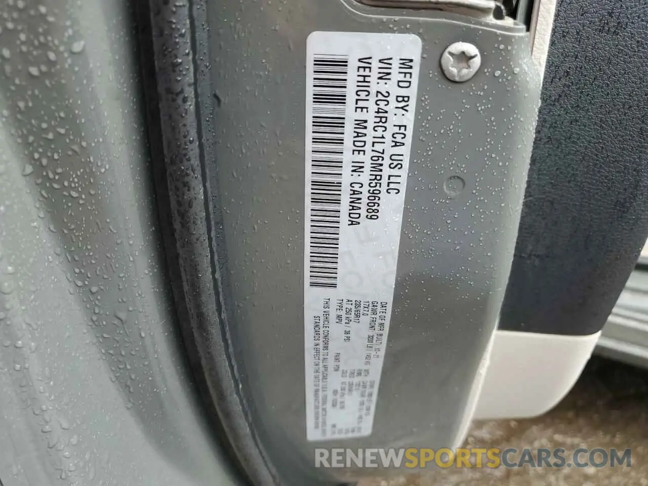 12 Photograph of a damaged car 2C4RC1L76MR596689 CHRYSLER PACIFICA 2021