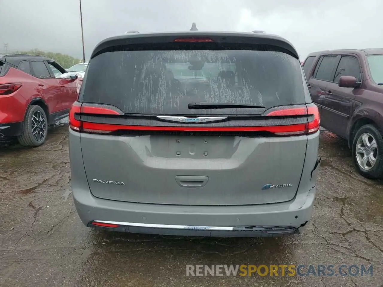 6 Photograph of a damaged car 2C4RC1L76MR596689 CHRYSLER PACIFICA 2021