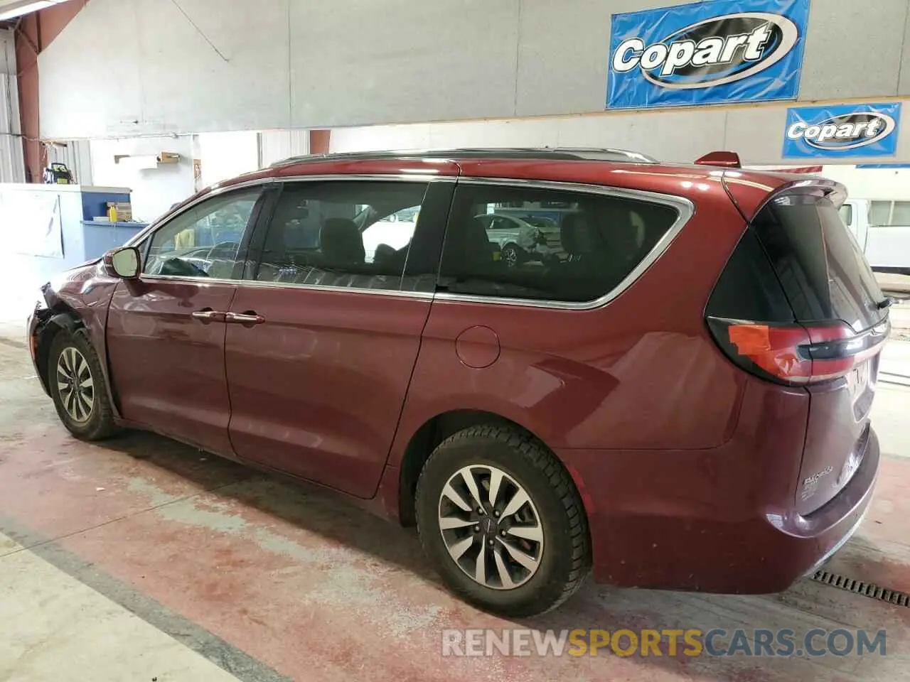 2 Photograph of a damaged car 2C4RC1L77MR596250 CHRYSLER PACIFICA 2021