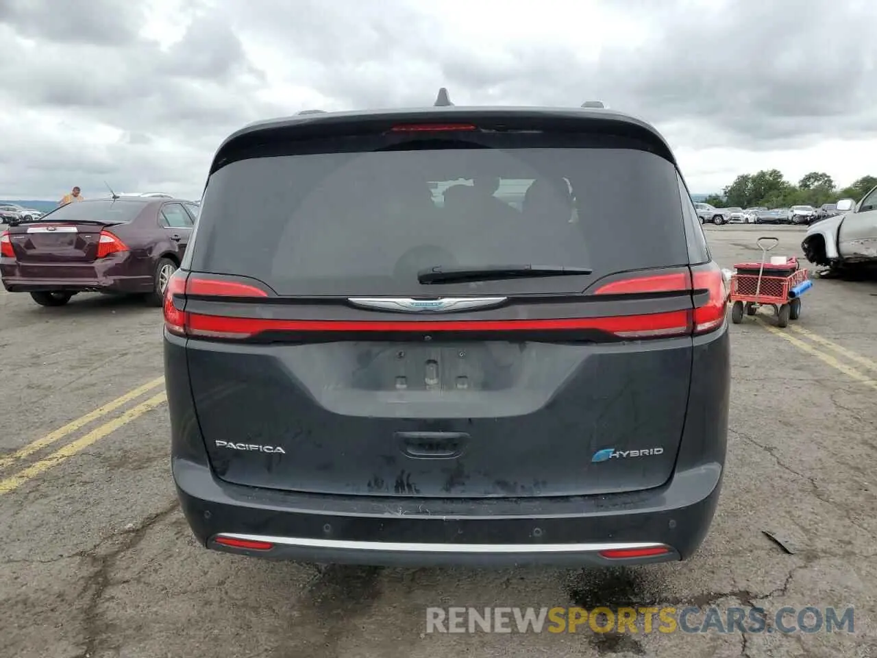 6 Photograph of a damaged car 2C4RC1N74MR544197 CHRYSLER PACIFICA 2021