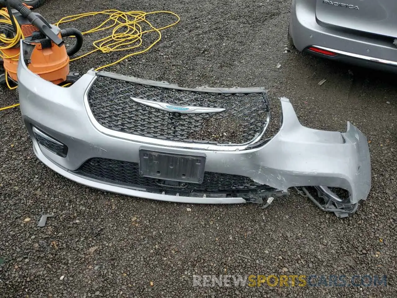 13 Photograph of a damaged car 2C4RC1S72MR567076 CHRYSLER PACIFICA 2021
