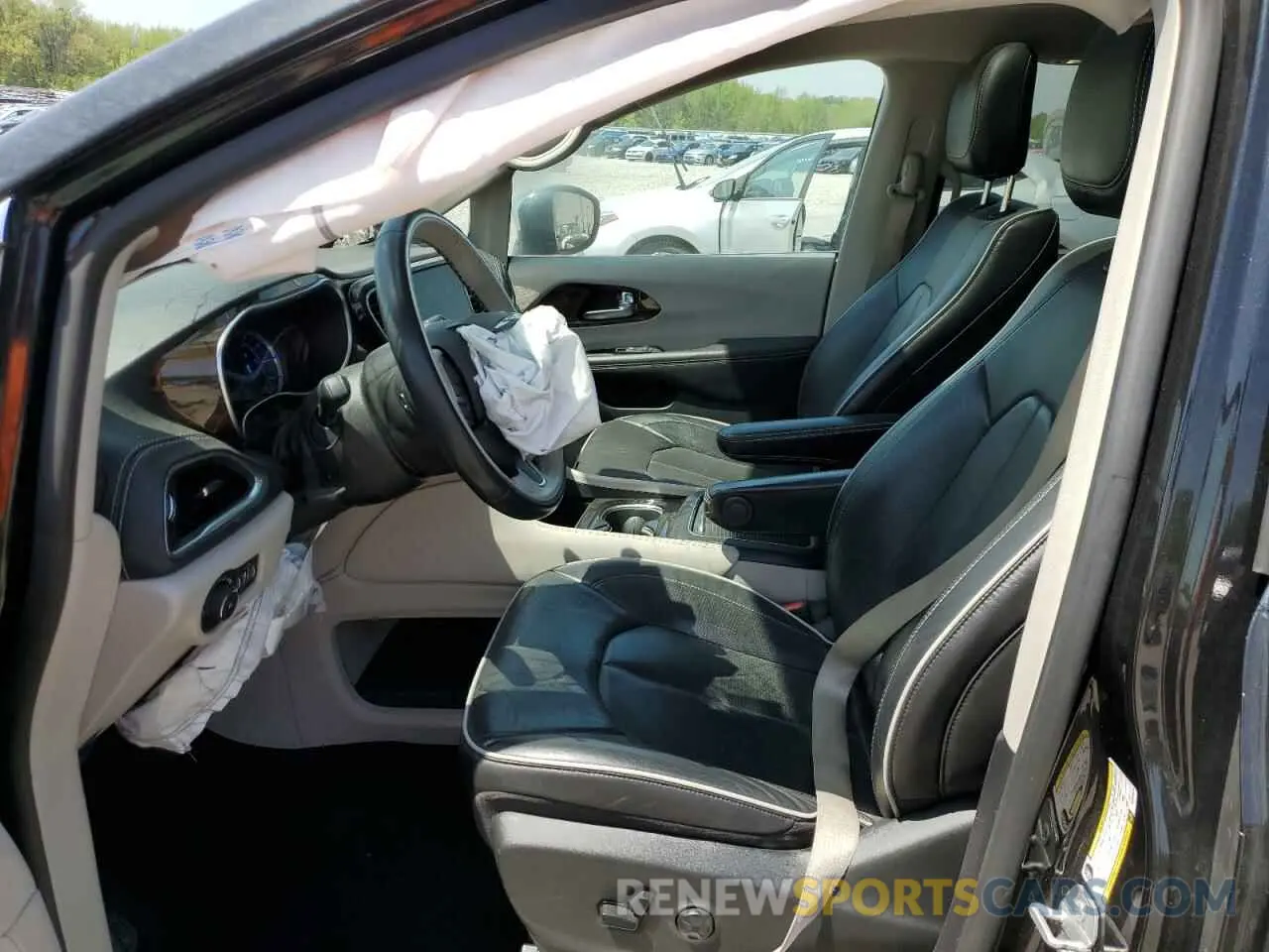7 Photograph of a damaged car 2C4RC1S73MR510479 CHRYSLER PACIFICA 2021