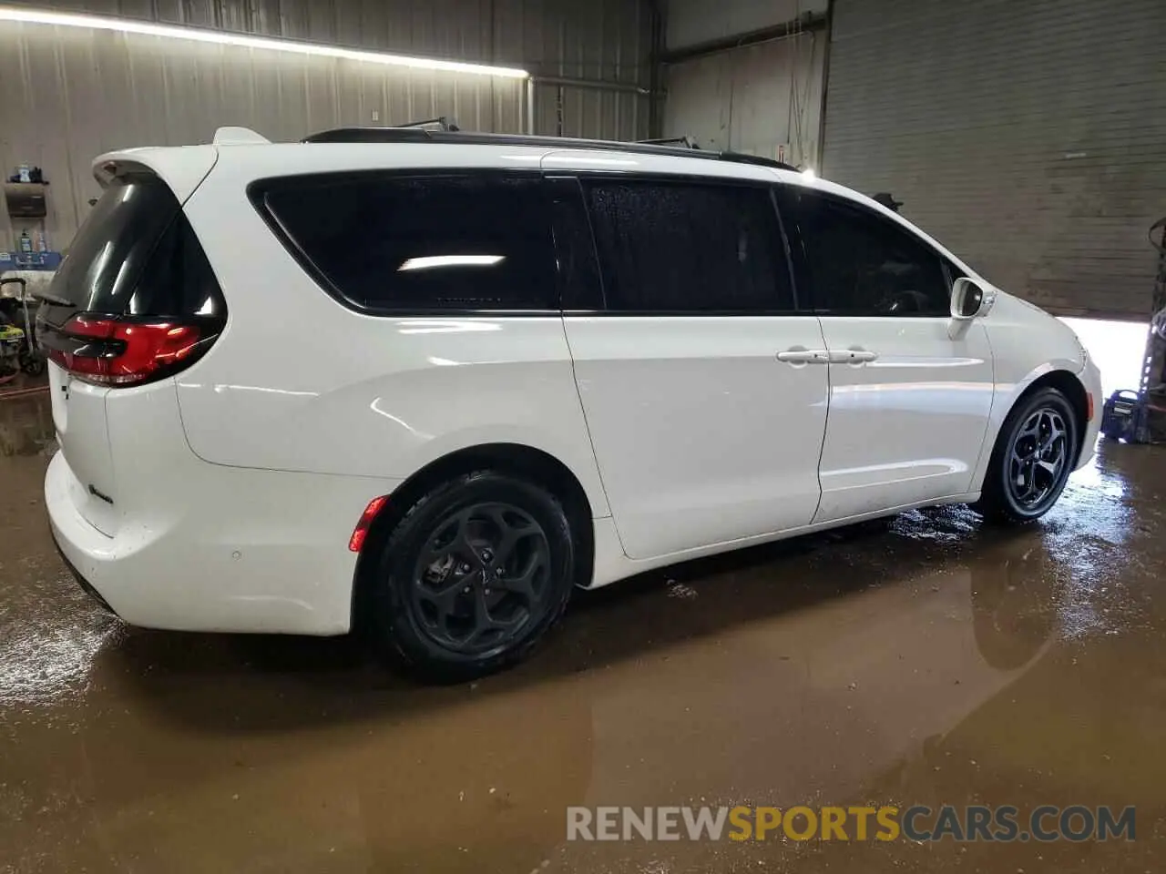 3 Photograph of a damaged car 2C4RC1S78MR507416 CHRYSLER PACIFICA 2021
