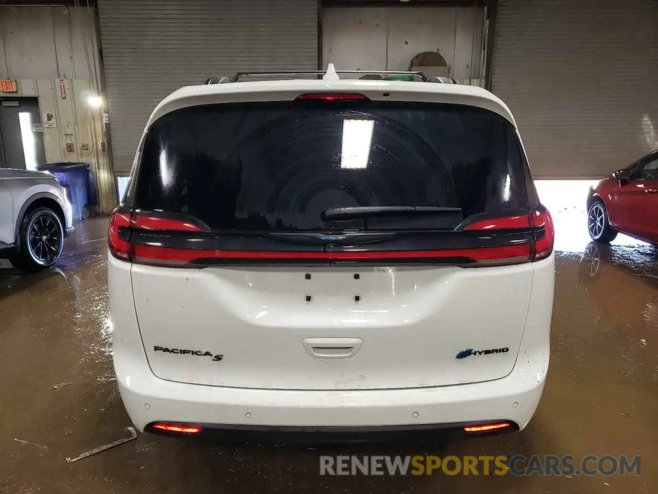 6 Photograph of a damaged car 2C4RC1S78MR507416 CHRYSLER PACIFICA 2021