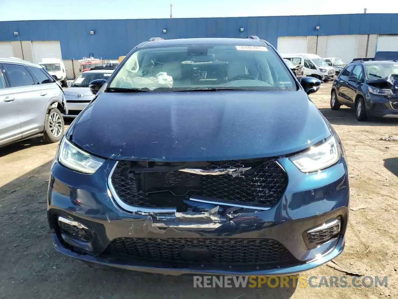 5 Photograph of a damaged car 2C4RC3BG6MR591750 CHRYSLER PACIFICA 2021