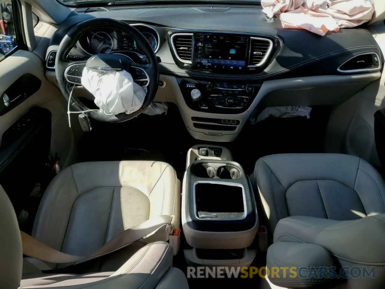 8 Photograph of a damaged car 2C4RC3BG6MR591750 CHRYSLER PACIFICA 2021
