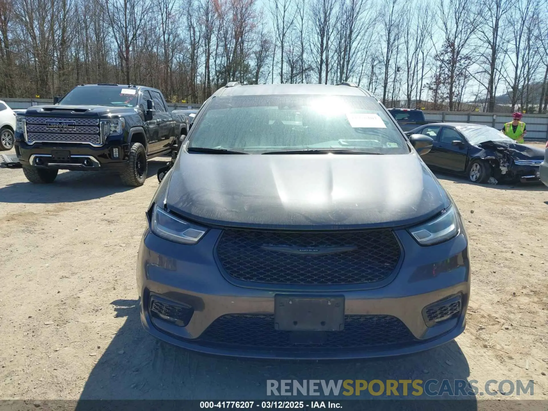 12 Photograph of a damaged car 2C4RC3FG1MR550842 CHRYSLER PACIFICA 2021