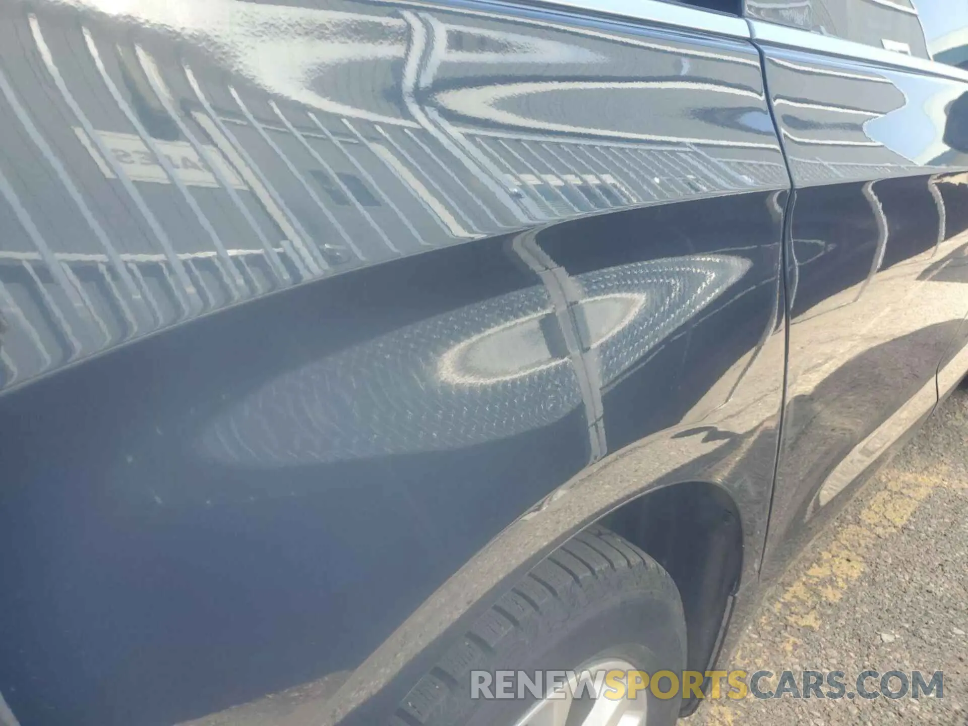 19 Photograph of a damaged car 2C4RC3FG3MR566024 CHRYSLER PACIFICA 2021