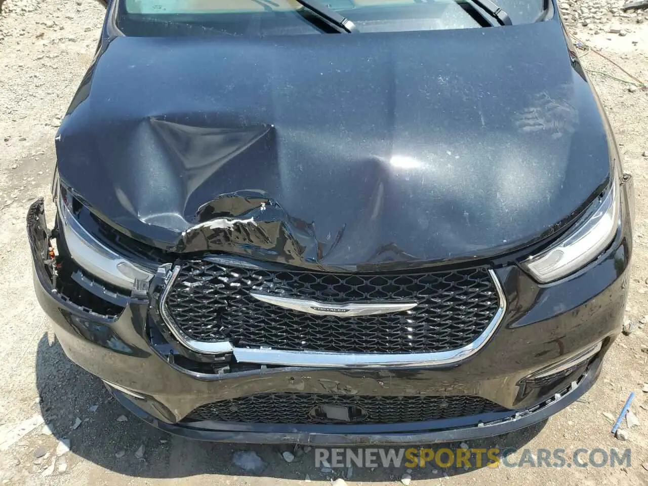 12 Photograph of a damaged car 2C4RC3GG3MR581931 CHRYSLER PACIFICA 2021