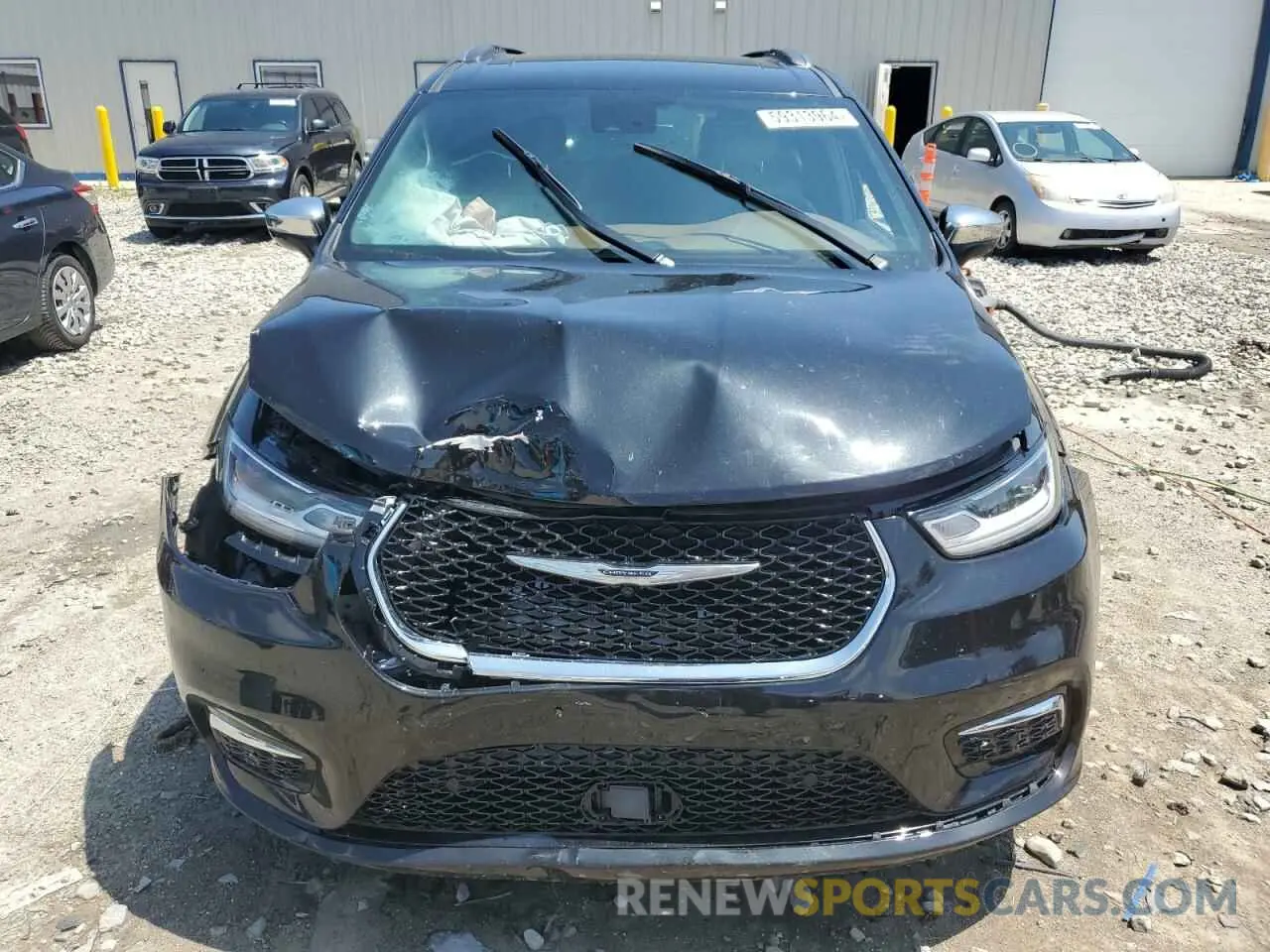 5 Photograph of a damaged car 2C4RC3GG3MR581931 CHRYSLER PACIFICA 2021