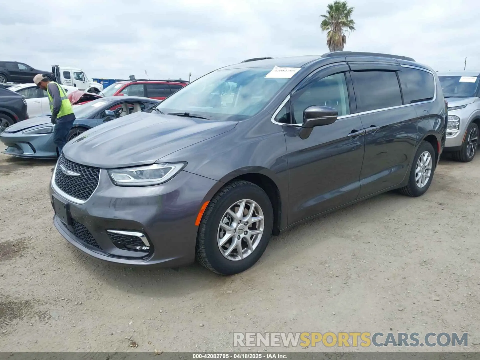 2 Photograph of a damaged car 2C4RC1BG0NR134194 CHRYSLER PACIFICA 2022