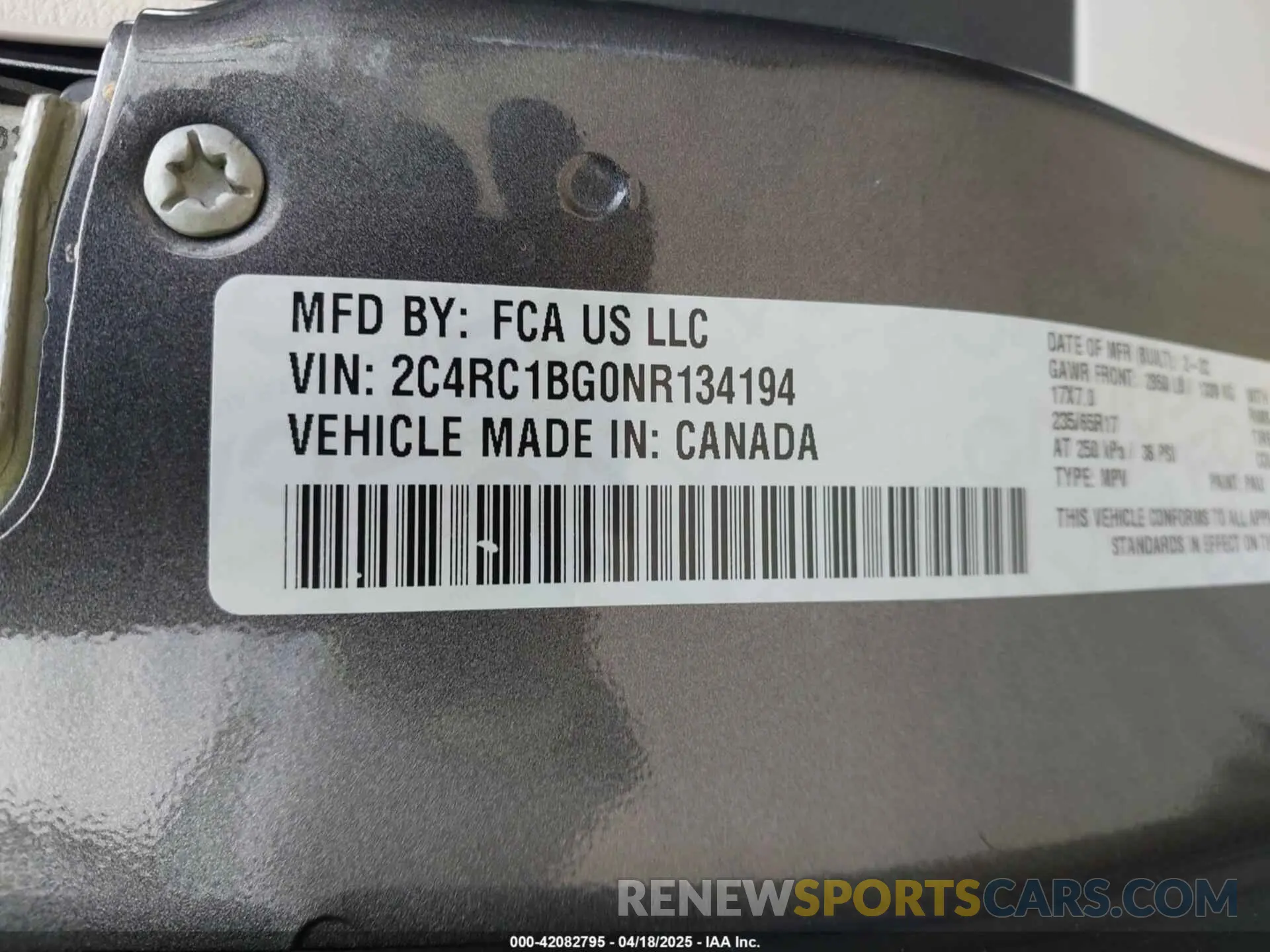 9 Photograph of a damaged car 2C4RC1BG0NR134194 CHRYSLER PACIFICA 2022