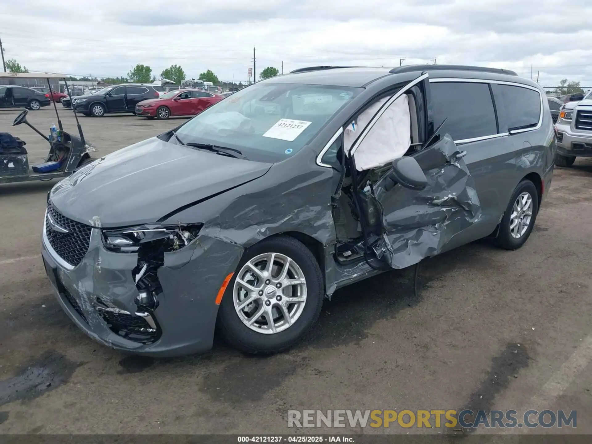 2 Photograph of a damaged car 2C4RC1BG0NR150377 CHRYSLER PACIFICA 2022