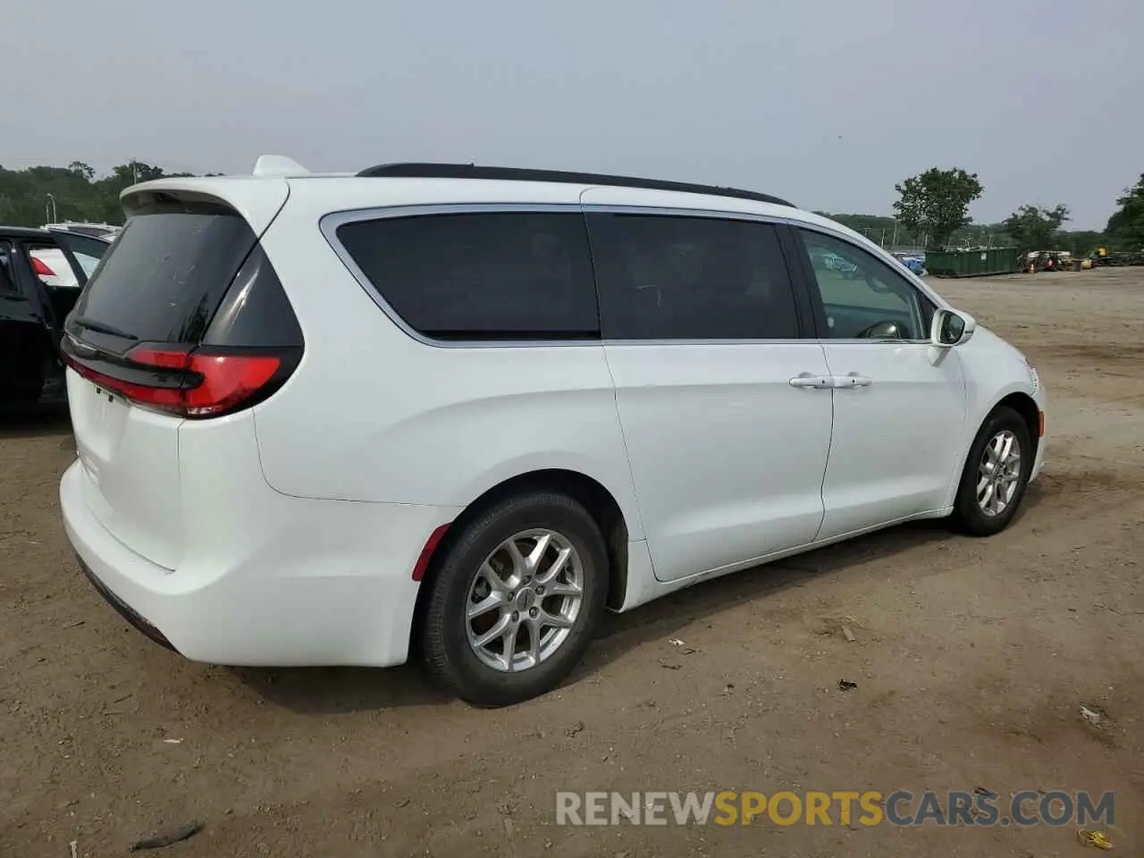 3 Photograph of a damaged car 2C4RC1BG0NR218354 CHRYSLER PACIFICA 2022