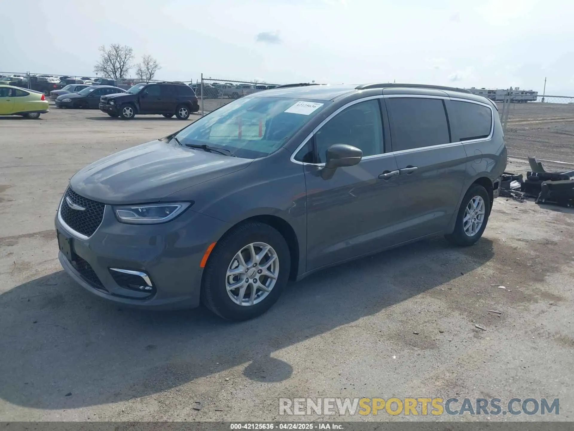 2 Photograph of a damaged car 2C4RC1BG1NR150162 CHRYSLER PACIFICA 2022