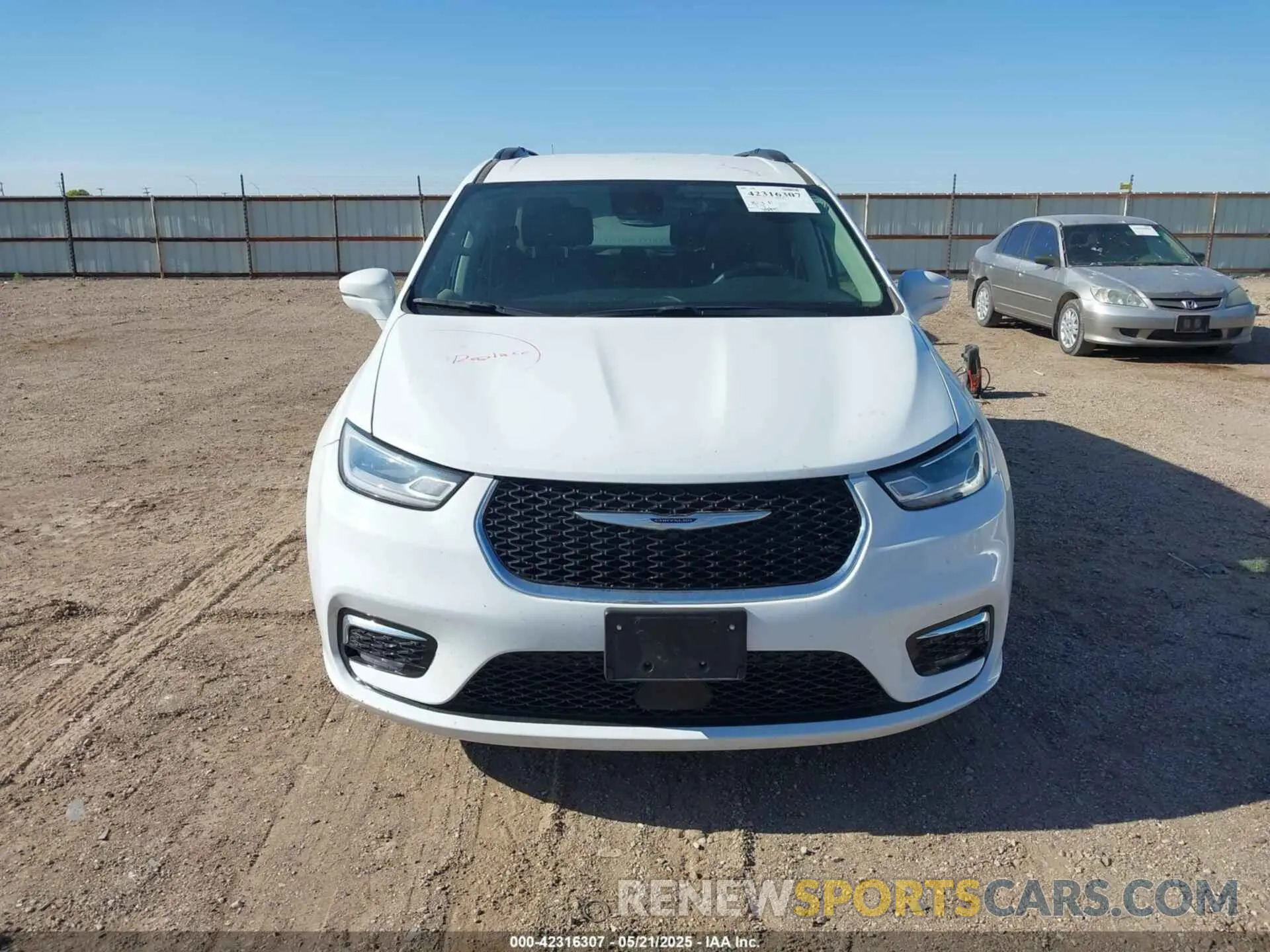 12 Photograph of a damaged car 2C4RC1BG1NR190855 CHRYSLER PACIFICA 2022