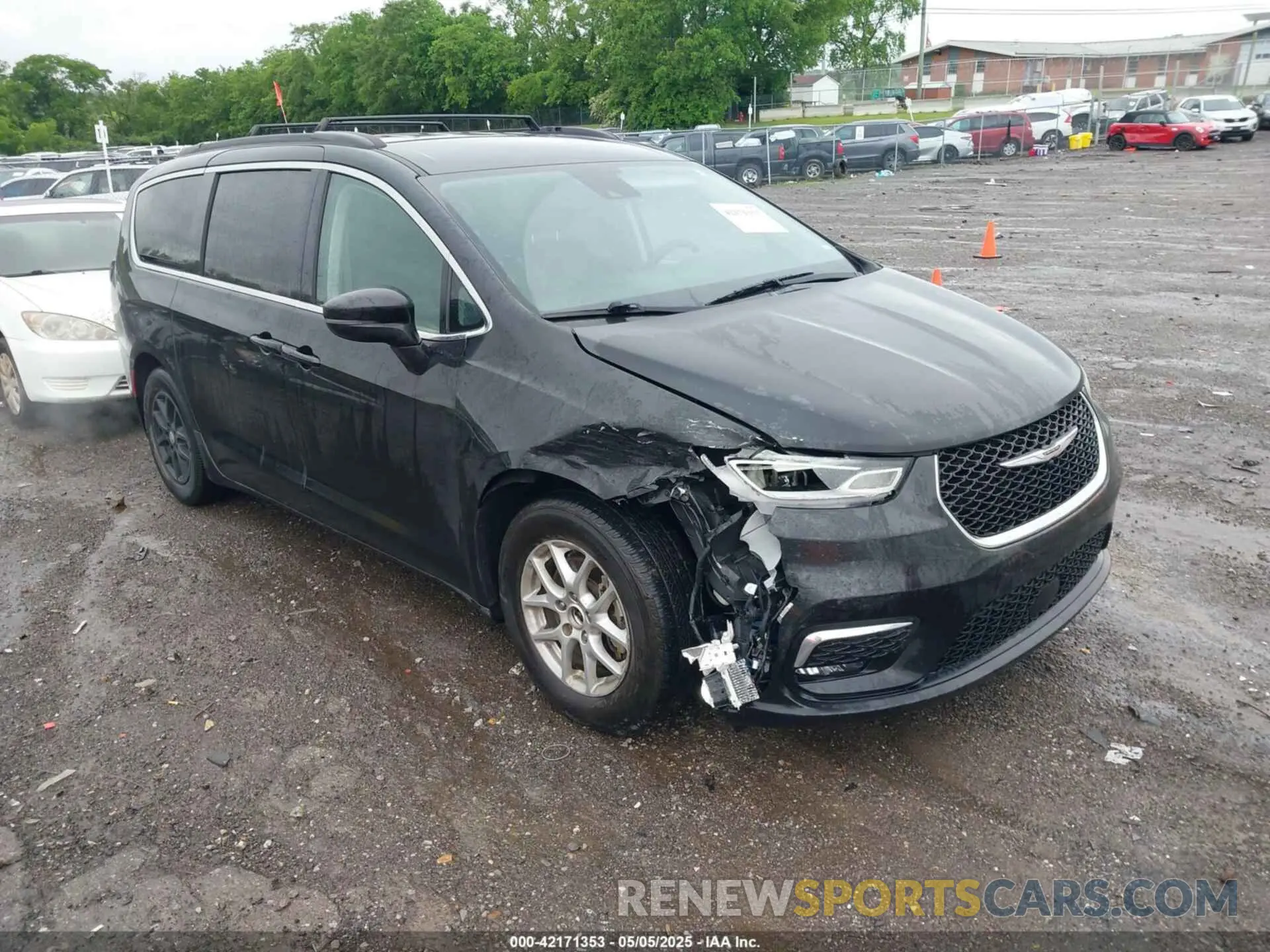 1 Photograph of a damaged car 2C4RC1BG2NR112388 CHRYSLER PACIFICA 2022