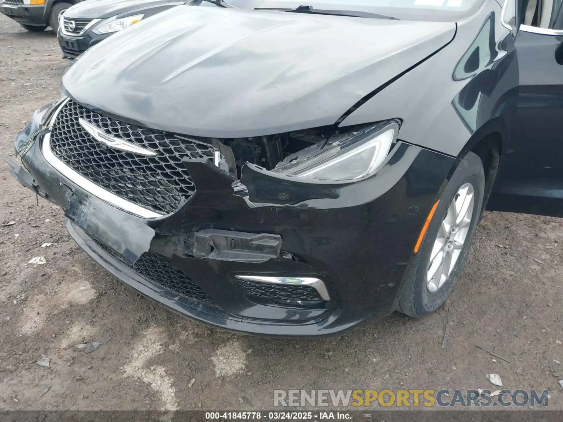 6 Photograph of a damaged car 2C4RC1BG2NR117879 CHRYSLER PACIFICA 2022