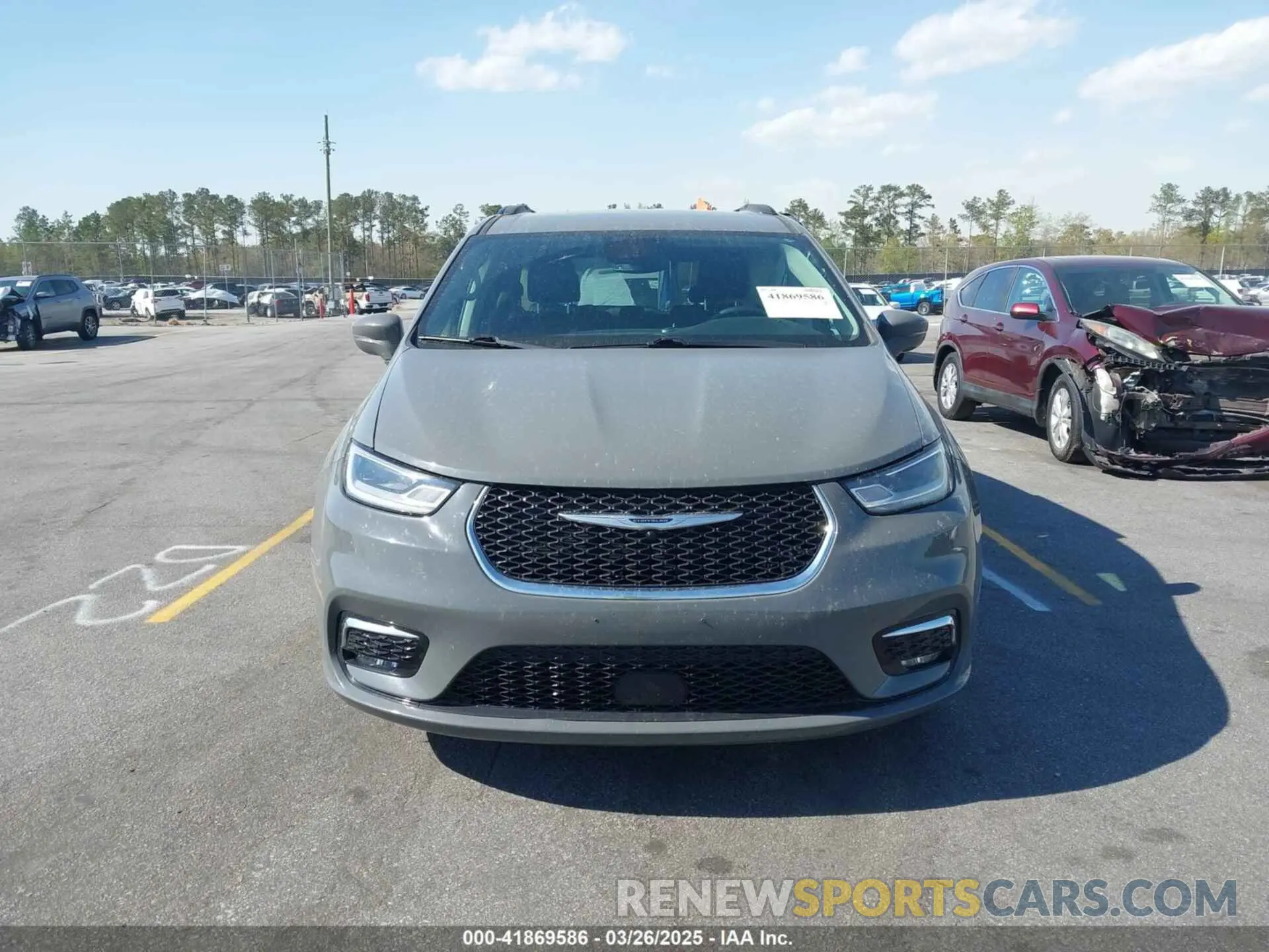 13 Photograph of a damaged car 2C4RC1BG2NR118014 CHRYSLER PACIFICA 2022