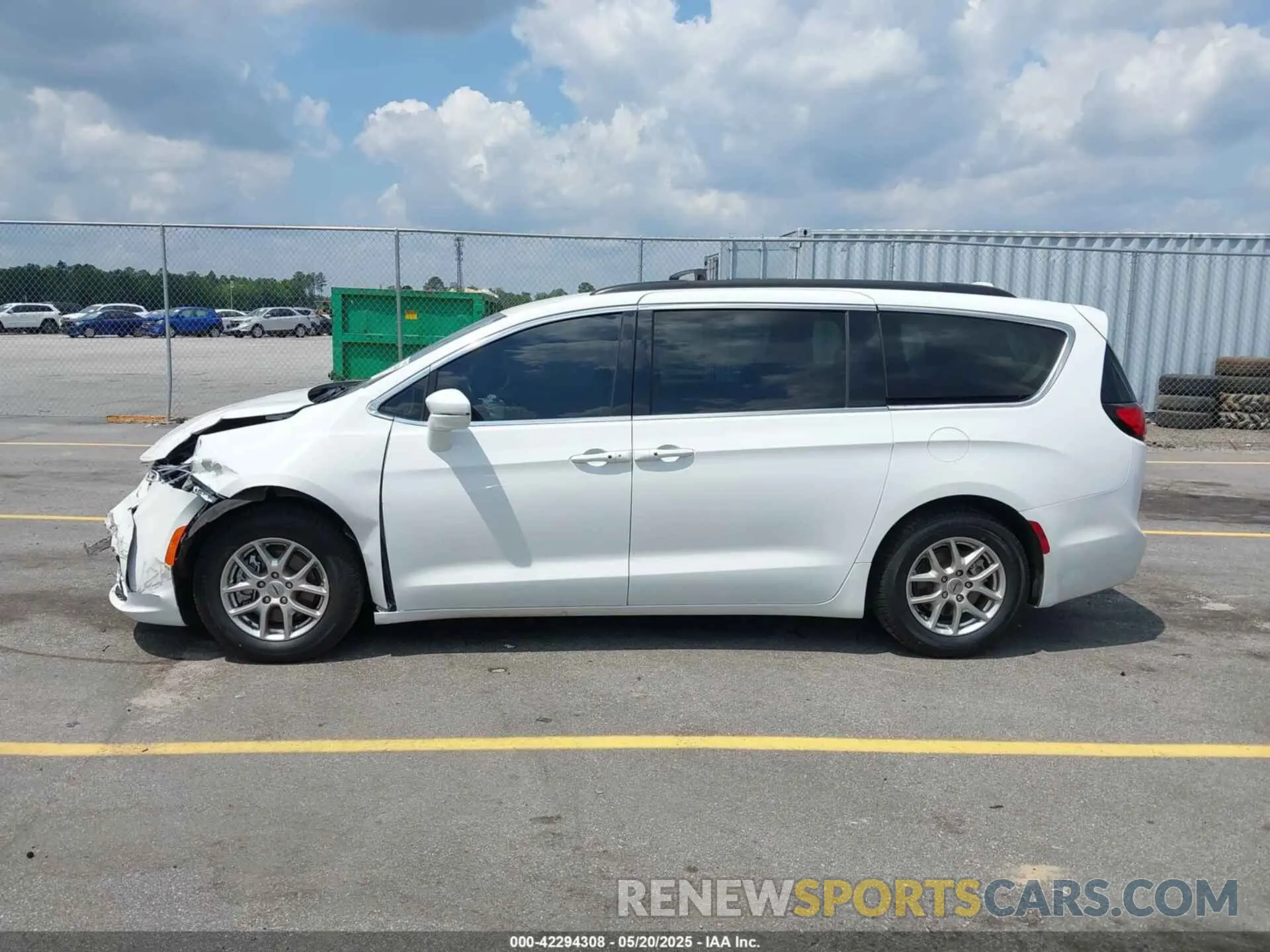 14 Photograph of a damaged car 2C4RC1BG2NR169772 CHRYSLER PACIFICA 2022