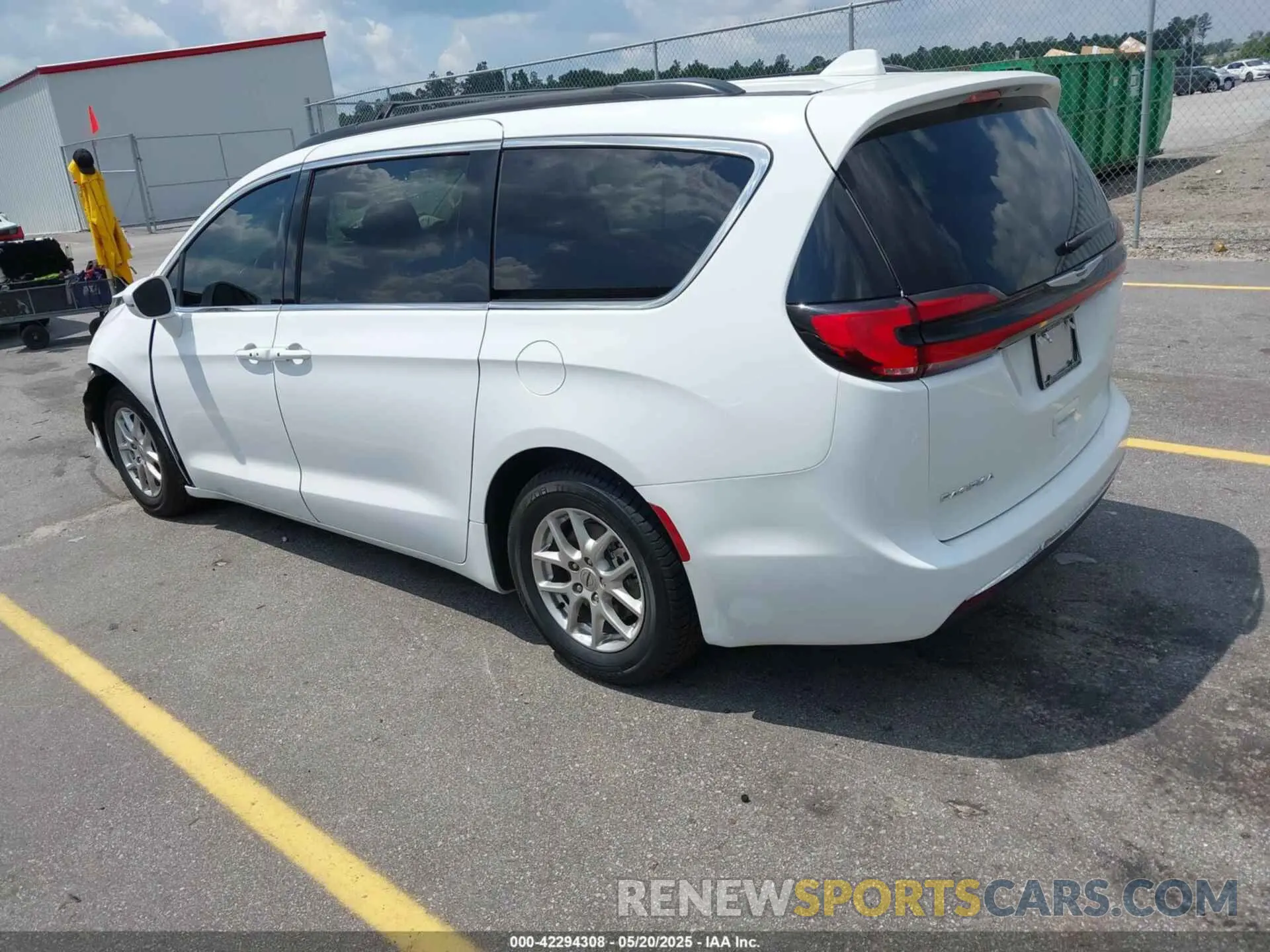 3 Photograph of a damaged car 2C4RC1BG2NR169772 CHRYSLER PACIFICA 2022